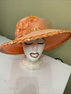 Gorgeous Peach Church Hat / Dress Hat